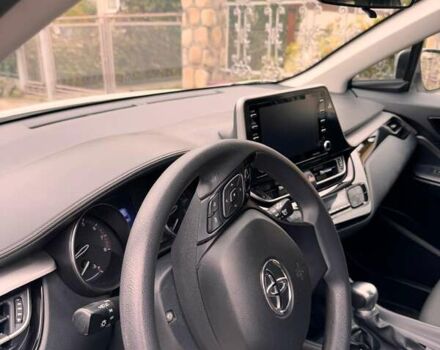 Білий Тойота C-HR, об'ємом двигуна 2 л та пробігом 91 тис. км за 19900 $, фото 4 на Automoto.ua