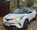 Тойота C-HR 2019 в Киеве на Automoto.ua Белый Тойота C-HR, объемом двигателя 1.8 л и пробегом 79 тыс. км за 25800 $, фото 1 на Automoto.ua