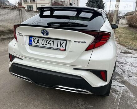 Білий Тойота C-HR, об'ємом двигуна 2 л та пробігом 36 тис. км за 30500 $, фото 16 на Automoto.ua