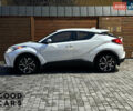 Белый Тойота C-HR, объемом двигателя 2 л и пробегом 46 тыс. км за 22000 $, фото 3 на Automoto.ua