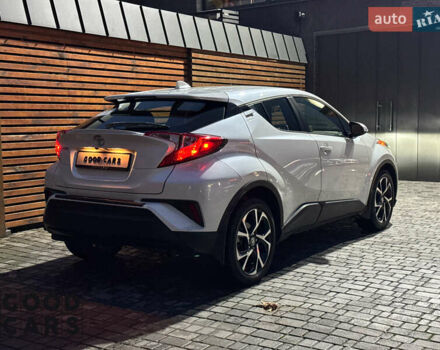 Белый Тойота C-HR, объемом двигателя 2 л и пробегом 46 тыс. км за 22000 $, фото 6 на Automoto.ua