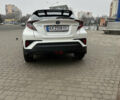 Белый Тойота C-HR, объемом двигателя 1.8 л и пробегом 66 тыс. км за 25999 $, фото 11 на Automoto.ua