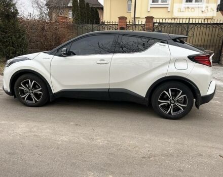 Білий Тойота C-HR, об'ємом двигуна 2 л та пробігом 36 тис. км за 30500 $, фото 24 на Automoto.ua