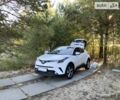 Белый Тойота C-HR, объемом двигателя 1.2 л и пробегом 32 тыс. км за 23900 $, фото 9 на Automoto.ua