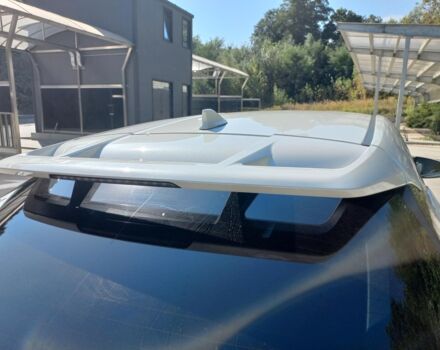 Белый Тойота C-HR, объемом двигателя 1.8 л и пробегом 113 тыс. км за 27480 $, фото 15 на Automoto.ua