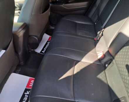 Белый Тойота C-HR, объемом двигателя 1.8 л и пробегом 113 тыс. км за 27480 $, фото 33 на Automoto.ua