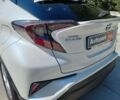 Белый Тойота C-HR, объемом двигателя 1.8 л и пробегом 113 тыс. км за 27480 $, фото 11 на Automoto.ua