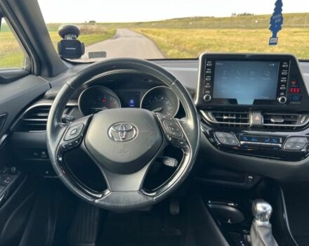 Білий Тойота C-HR, об'ємом двигуна 2 л та пробігом 58 тис. км за 10000 $, фото 9 на Automoto.ua