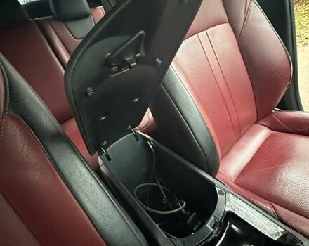 Тойота C-HR 2019 в Киеве на Automoto.ua Белый Тойота C-HR, объемом двигателя 1.8 л и пробегом 79 тыс. км за 25800 $, фото 27 на Automoto.ua