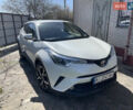 Белый Тойота C-HR, объемом двигателя 1.99 л и пробегом 23 тыс. км за 21999 $, фото 1 на Automoto.ua