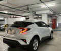 Белый Тойота C-HR, объемом двигателя 1.8 л и пробегом 89 тыс. км за 28500 $, фото 24 на Automoto.ua