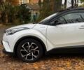 Белый Тойота C-HR, объемом двигателя 1.8 л и пробегом 79 тыс. км за 26290 $, фото 10 на Automoto.ua