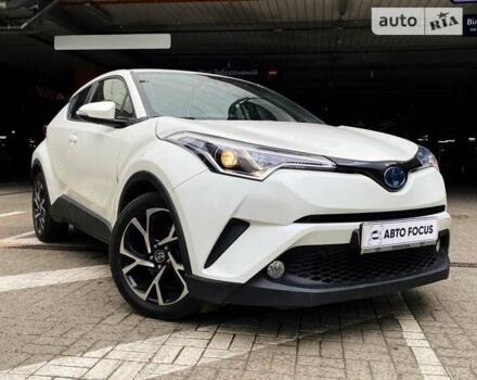 Белый Тойота C-HR, объемом двигателя 1.99 л и пробегом 22 тыс. км за 22490 $, фото 6 на Automoto.ua