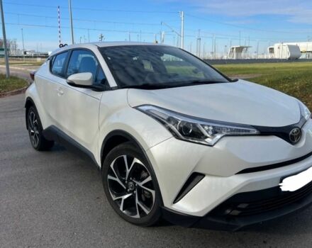 Білий Тойота C-HR, об'ємом двигуна 2 л та пробігом 58 тис. км за 10000 $, фото 2 на Automoto.ua