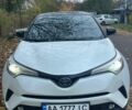 Тойота C-HR 2019 в Киеве на Automoto.ua Белый Тойота C-HR, объемом двигателя 1.8 л и пробегом 79 тыс. км за 25800 $, фото 4 на Automoto.ua