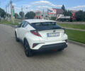 Белый Тойота C-HR, объемом двигателя 1.8 л и пробегом 71 тыс. км за 25700 $, фото 2 на Automoto.ua