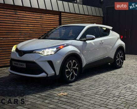 Белый Тойота C-HR, объемом двигателя 2 л и пробегом 46 тыс. км за 22000 $, фото 2 на Automoto.ua
