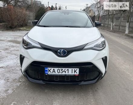 Білий Тойота C-HR, об'ємом двигуна 2 л та пробігом 36 тис. км за 30500 $, фото 4 на Automoto.ua