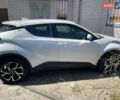 Белый Тойота C-HR, объемом двигателя 1.99 л и пробегом 23 тыс. км за 21999 $, фото 2 на Automoto.ua