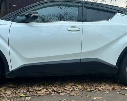 Тойота C-HR 2019 в Киеве на Automoto.ua Белый Тойота C-HR, объемом двигателя 1.8 л и пробегом 79 тыс. км за 25800 $, фото 9 на Automoto.ua