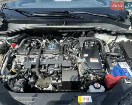 Білий Тойота C-HR, об'ємом двигуна 1.8 л та пробігом 92 тис. км за 25500 $, фото 3 на Automoto.ua