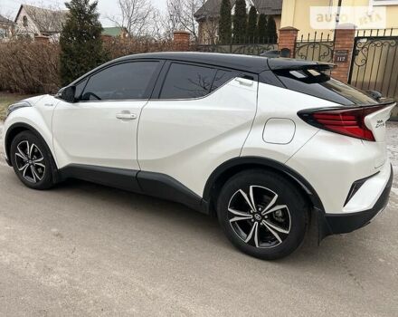 Белый Тойота C-HR, объемом двигателя 2 л и пробегом 36 тыс. км за 30500 $, фото 22 на Automoto.ua