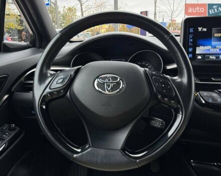 Белый Тойота C-HR, объемом двигателя 1.2 л и пробегом 92 тыс. км за 20490 $, фото 13 на Automoto.ua