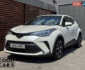 Белый Тойота C-HR, объемом двигателя 2 л и пробегом 70 тыс. км за 21400 $, фото 2 на Automoto.ua