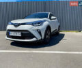 Белый Тойота C-HR, объемом двигателя 1.2 л и пробегом 40 тыс. км за 25500 $, фото 6 на Automoto.ua