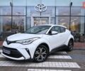 Белый Тойота C-HR, объемом двигателя 1.8 л и пробегом 81 тыс. км за 24905 $, фото 1 на Automoto.ua