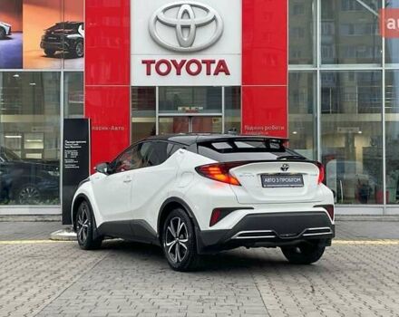 Белый Тойота C-HR, объемом двигателя 1.99 л и пробегом 64 тыс. км за 27507 $, фото 16 на Automoto.ua