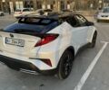 Белый Тойота C-HR, объемом двигателя 1.99 л и пробегом 74 тыс. км за 28500 $, фото 17 на Automoto.ua