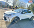 Белый Тойота C-HR, объемом двигателя 2 л и пробегом 70 тыс. км за 22500 $, фото 1 на Automoto.ua