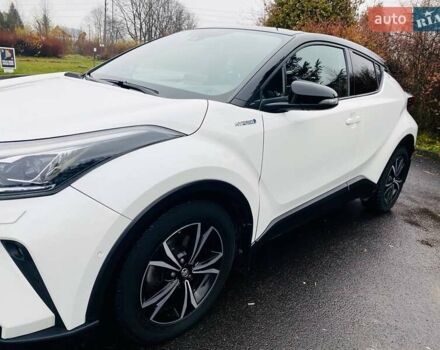 Белый Тойота C-HR, объемом двигателя 1.99 л и пробегом 91 тыс. км за 26350 $, фото 8 на Automoto.ua