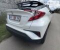 Белый Тойота C-HR, объемом двигателя 2 л и пробегом 30 тыс. км за 20500 $, фото 16 на Automoto.ua