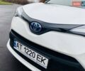 Белый Тойота C-HR, объемом двигателя 1.99 л и пробегом 91 тыс. км за 26350 $, фото 14 на Automoto.ua