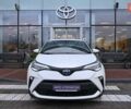 Белый Тойота C-HR, объемом двигателя 1.8 л и пробегом 81 тыс. км за 24905 $, фото 4 на Automoto.ua