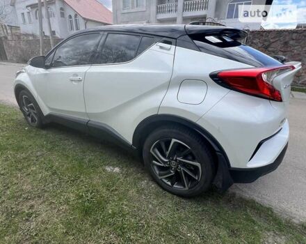 Белый Тойота C-HR, объемом двигателя 2 л и пробегом 30 тыс. км за 20500 $, фото 20 на Automoto.ua