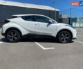 Белый Тойота C-HR, объемом двигателя 1.2 л и пробегом 40 тыс. км за 24900 $, фото 1 на Automoto.ua