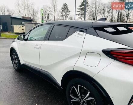 Белый Тойота C-HR, объемом двигателя 1.99 л и пробегом 91 тыс. км за 26350 $, фото 10 на Automoto.ua