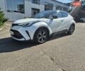 Белый Тойота C-HR, объемом двигателя 1.99 л и пробегом 52 тыс. км за 29400 $, фото 2 на Automoto.ua