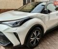 Белый Тойота C-HR, объемом двигателя 1.99 л и пробегом 14 тыс. км за 33775 $, фото 1 на Automoto.ua