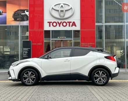 Белый Тойота C-HR, объемом двигателя 1.99 л и пробегом 64 тыс. км за 27507 $, фото 8 на Automoto.ua