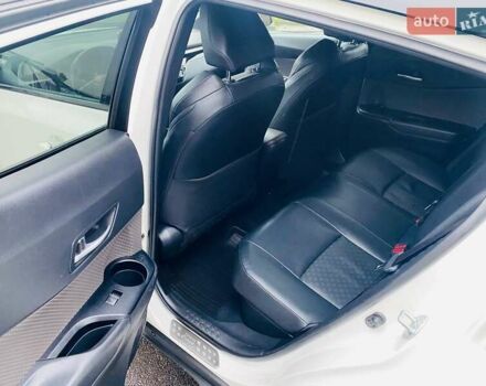 Белый Тойота C-HR, объемом двигателя 1.99 л и пробегом 91 тыс. км за 26350 $, фото 25 на Automoto.ua