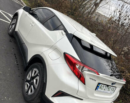 Тойота C-HR 2020 в Мукачеве на Automoto.ua Белый Тойота C-HR, объемом двигателя 0 л и пробегом 84 тыс. км за 16999 $, фото 4 на Automoto.ua