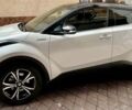 Белый Тойота C-HR, объемом двигателя 1.99 л и пробегом 14 тыс. км за 33775 $, фото 15 на Automoto.ua