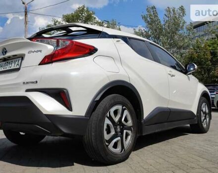 Білий Тойота C-HR, об'ємом двигуна 0 л та пробігом 17 тис. км за 24500 $, фото 11 на Automoto.ua