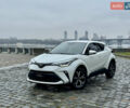 Белый Тойота C-HR, объемом двигателя 1.2 л и пробегом 52 тыс. км за 19999 $, фото 1 на Automoto.ua
