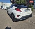 Белый Тойота C-HR, объемом двигателя 1.99 л и пробегом 52 тыс. км за 29400 $, фото 5 на Automoto.ua