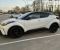 Белый Тойота C-HR, объемом двигателя 1.99 л и пробегом 74 тыс. км за 28500 $, фото 11 на Automoto.ua